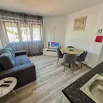 아파트 House Caparica *
