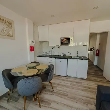 House Caparica