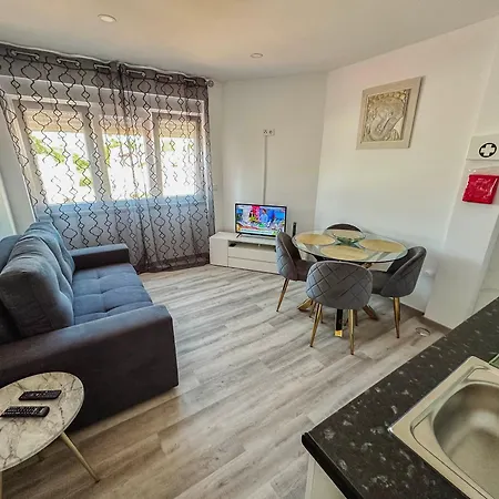 Apartment House Caparica *